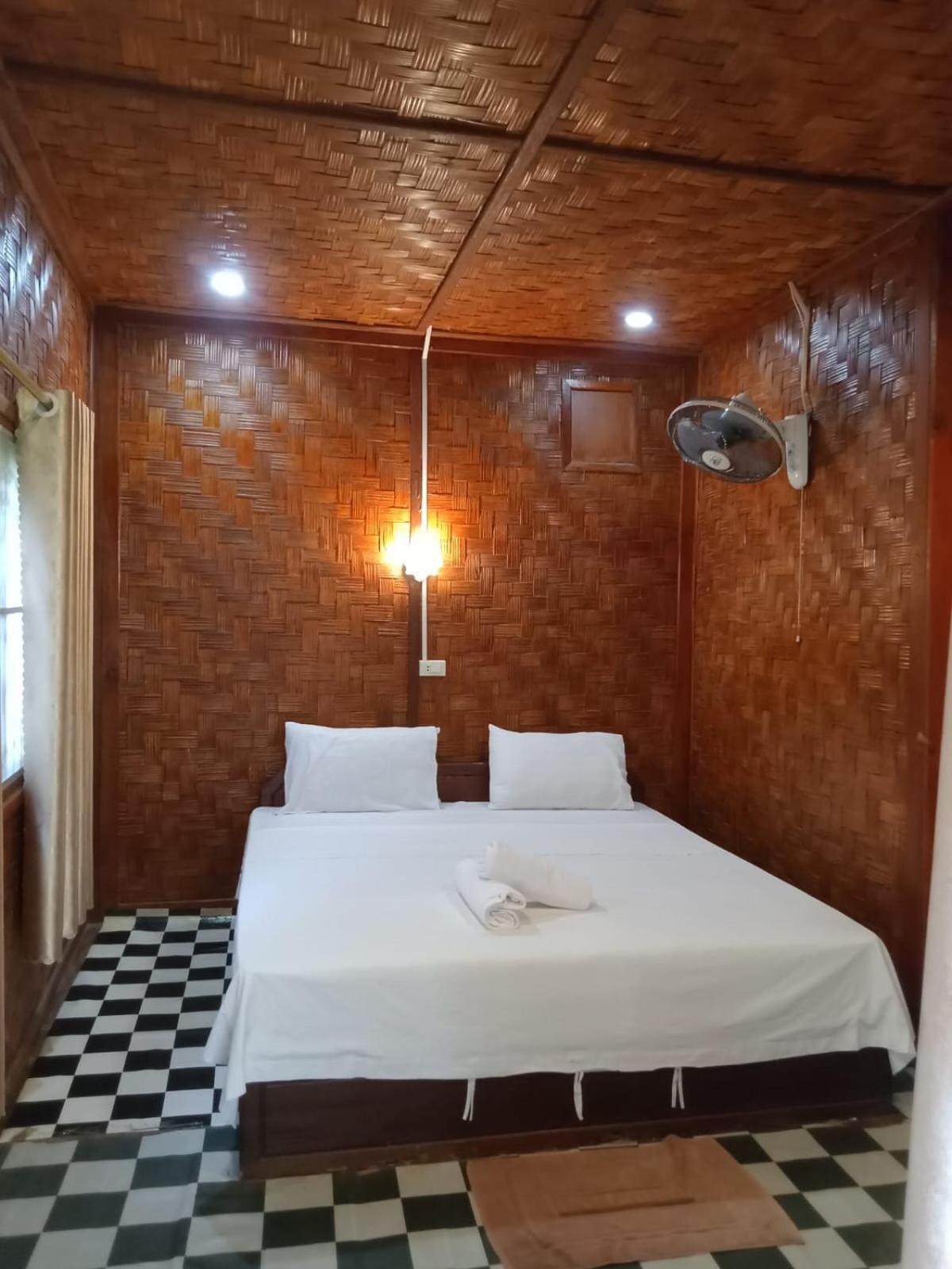 Vang Vieng Bungalows Экстерьер фото